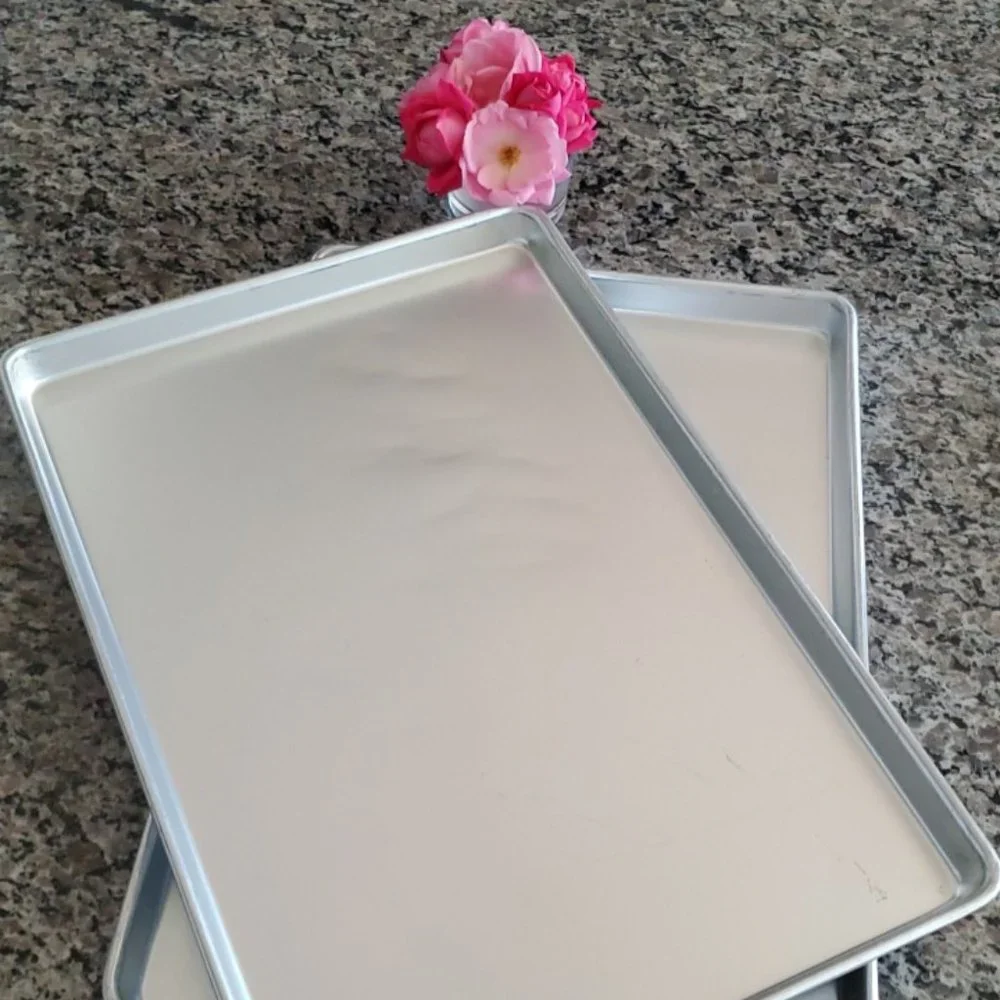 TWO Baking Sheets 1/2 Size Commercial-Grade 18-Gauge Aluminum Sheet Pan